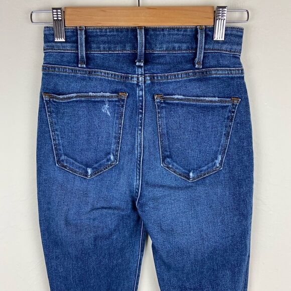 Abercrombie & Fitch High-Rise Ankle Flare Jeans - Frayed Hem - Picture 7 of 8